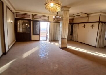مكتب للإيجار في المهندسين 375م شارع جامعة الدول العربية الرئيسى ( فيو رائع )  .
