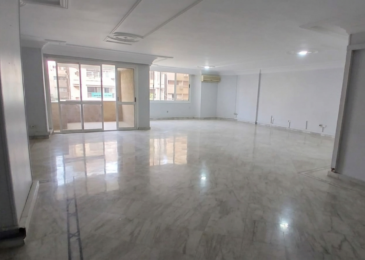 مكتب  للايجار فى المهندسين 350م خطوات من شارع جامعة الدول الرئيسى